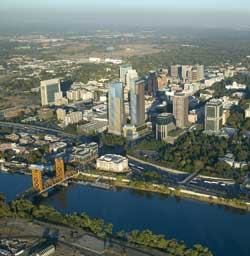 Sacramento's prime location has made it a hot spot for new condo projects. The Towers on Capitol Mall will be the city's tallest mixed-use property when it's finished in 2008.