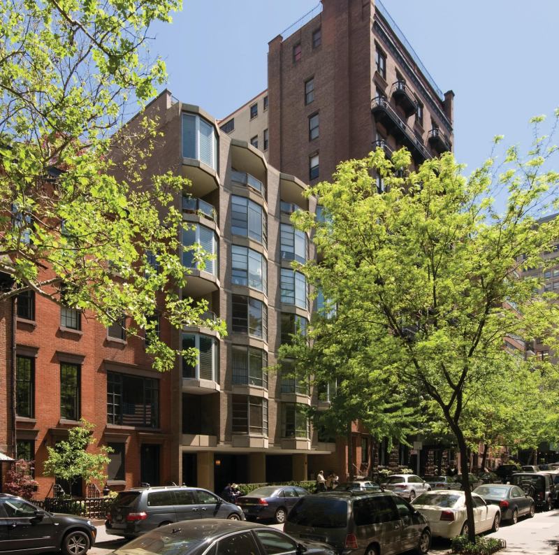 Butterfield House | Location: New York City | Architect: Mayer, Whittlesey & Glass | Built: 1962 | Units: 102 residential co-op | Notable: Building services and features include a resident manager, doorman, staffed service entrance, landscaped garden, fitness facility, private storage lockers, bicycle room, laundry room, and on-site garage.