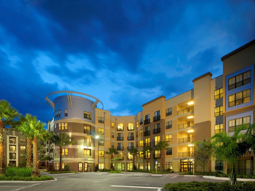 The 416-unit, 995-bed University House Central Florida, a 2013 MFE Awards winner, was fully pre-leased in early summer 2012, reflecting the popularity of and demand for off-campus, amenity-rich student housing in large universities across the country.
