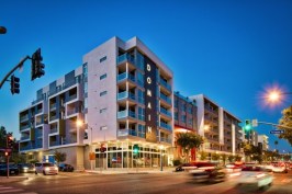 Developer Trammell Crow Residential (TCR) announced the Grand Opening of Domain West Hollywood, a stylish mixed-use apartment community right in the heart of old Hollywood.