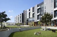 Potrero 1010 incorporates a 1-acre park flanked on each side by residential structures.