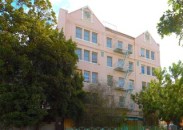The Ashmont apartment building in Los Angeles' Koreatown neighborhood, recently acquired by Vista Investment Group.