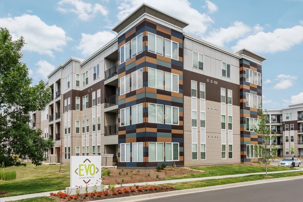 Draper and Kramer's EVO Apartments in Richmond Heights is less than 10 miles from downtown St. Louis. The development's luxurious amenities include an outdoor saltwater pool, an on-site dog park, and a fully equipped fitness center. The nine floor plans range from 572 square feet to 1,203 square feet and rent for $1,225 to $2,225 a month.