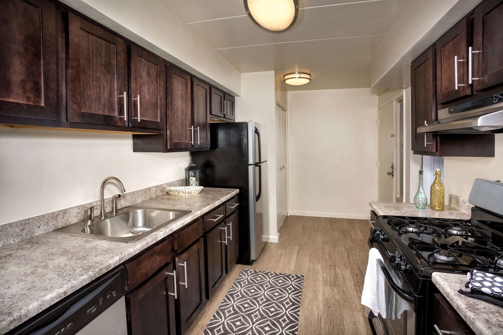Before renovating the unit kitchens and other features of Crestleigh in Laurel, Md., Bethesda, Md.–based ROSS undertook a painstaking process to identify the upgrades that would actually drive rents.
