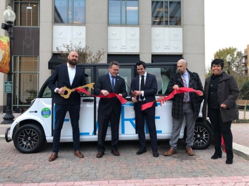 From left, FLARE COO Chris Yeazel, Arlington County board member Matt de Ferranti, FLARE CEO Andres Delgado, Arlington Chamber of Commerce senior director of membership Mike Rosenow, and Arlington Economic Development’s BizLaunch consultant Lourdes Morales.