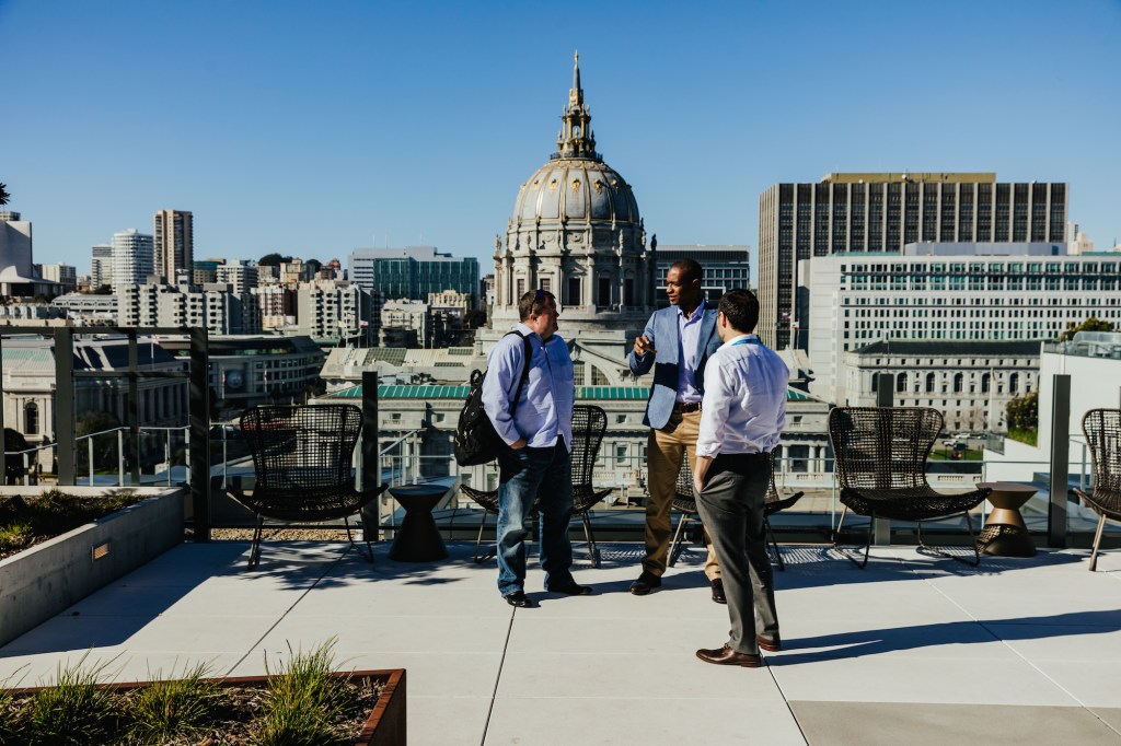 PropTech entrepreneurs, investors, and multifamily portfolio operators network at the 2019 Multifamily Technology and Entrepreneurship Conference in San Francisco.