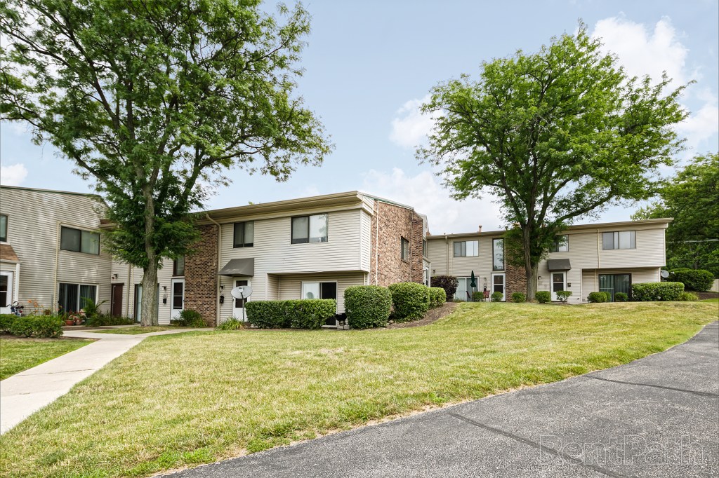 Townhomes at Highcrest