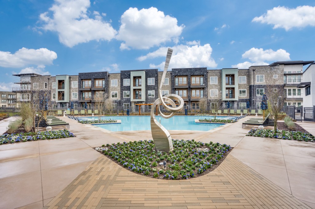 Jefferson 1900 in Farmers Branch, Texas.