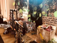 Dayrise Residential communities in Houston, such as Bristol Court, participate in a “Share Your Holidays” drive for food and pet items.