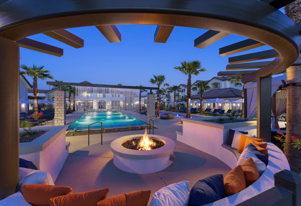 Town Deer Valley in Phoenix