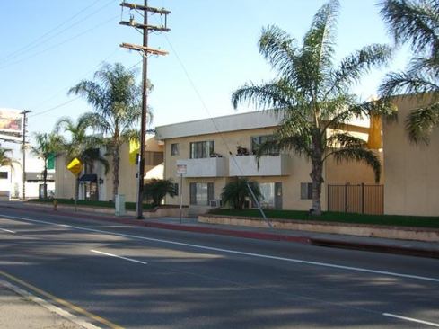 Before Award:&nbsp; Project of the Year, Apartment Renovation  Project name: The Marquee Apartments  Location: North Hollywood, Calif.&nbsp;&nbsp;&nbsp;  Architect: Donald Shintani & Co. Architect  Developer: Cirrus Asset Management &nbsp;  Builder: MTI Builders  Number of units: 236  Unit mix: studios; one- and two-bedrooms&nbsp;  Rents: $1,100 to $1,500