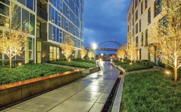 2016 MFE AwardsEditors' Choice WinnerHigh-Rise, GrandBlock 17Wood Partners