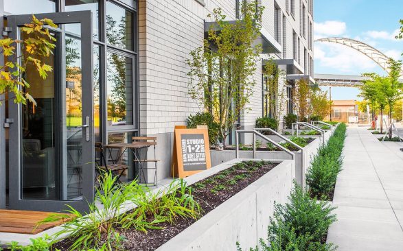 2016 MFE AwardsEditors' Choice WinnerHigh-Rise, GrandBlock 17Wood Partners