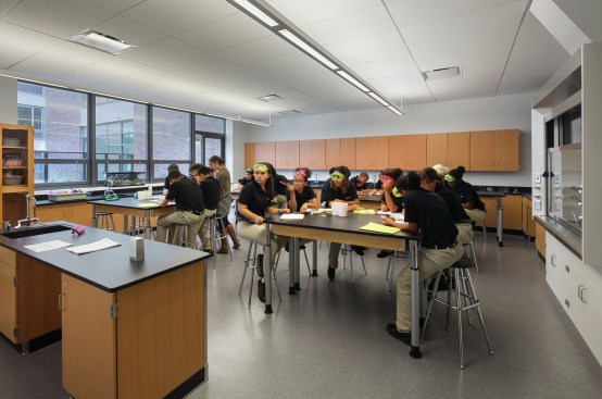 2016 MFE AwardsAffordable: MeritEast Harlem Center for Living and LearningPerkins Eastman Architects