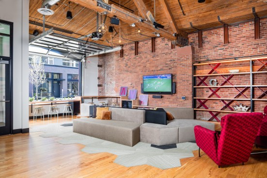 2016 MFE AwardsMid-Rise, GrandAVA Capitol HillAvalonBay Communities