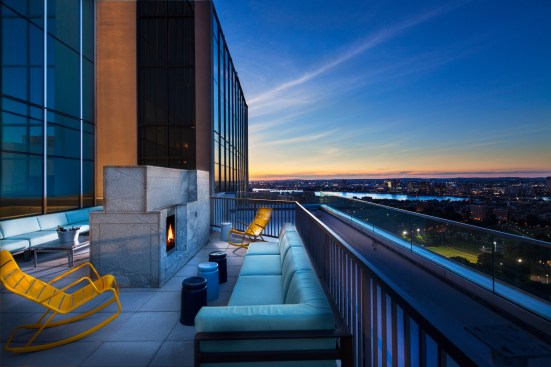 2016 MFE AwardsHigh-Rise, MeritAVA Theater DistrictAvalonBay Communities