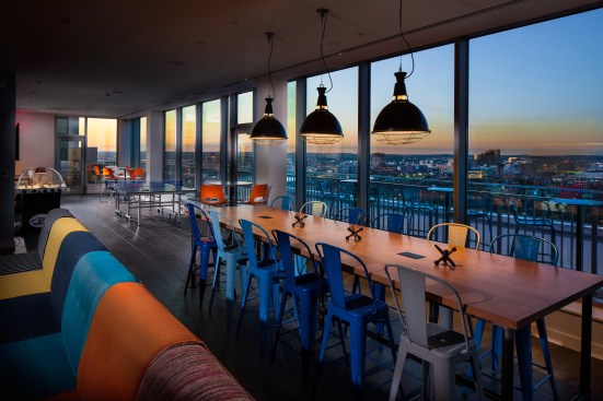 2016 MFE AwardsHigh-Rise, MeritAVA Theater DistrictAvalonBay Communities