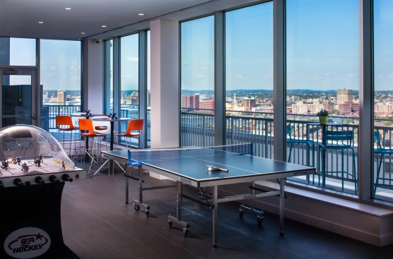 2016 MFE AwardsHigh-Rise, MeritAVA Theater DistrictAvalonBay Communities