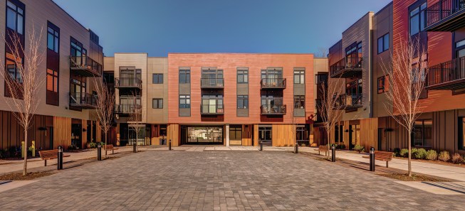 2016 MFE AwardsLow-Rise, GrandBrookside Square ApartmentsTocci Building Companies