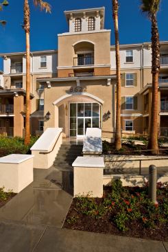 Developer: Simpson Housing Solutions Architect: KTGY Group Opened: October 2006 Units: 150 Unit Mix: One- and two-bedrooms Prices: $674.25 on average