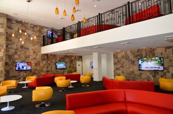 A community lounge at Lorenzo