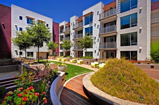Project of the Year: Mid-Rise555 YVR