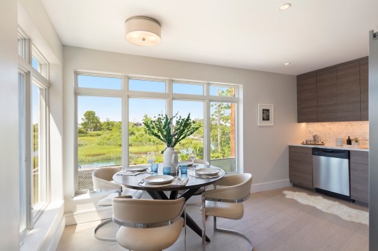 The team speced large windows to admit an abundance of light, views, and air and selected high-end appliances for the units, which are intended to appeal to both families and young professionals.
