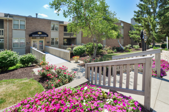 Summit Pointe, in Scranton, Pa., features a private balcony or patio with every unit.
