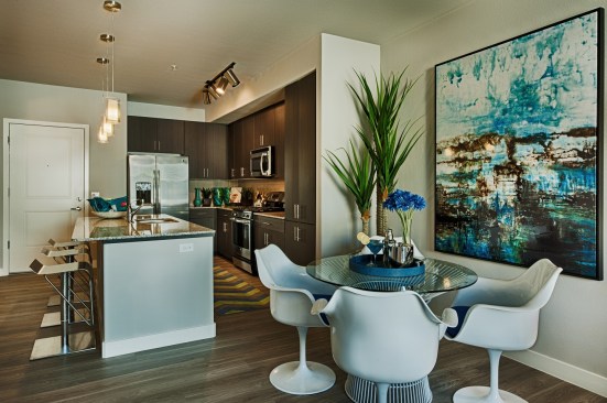Lennar Multifamily's Skywater at Town Lake in Tempe, Ariz., kitchen-dining room.