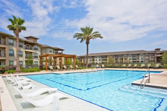 The pool at Lakeview Villas in New Braunfels, Texas