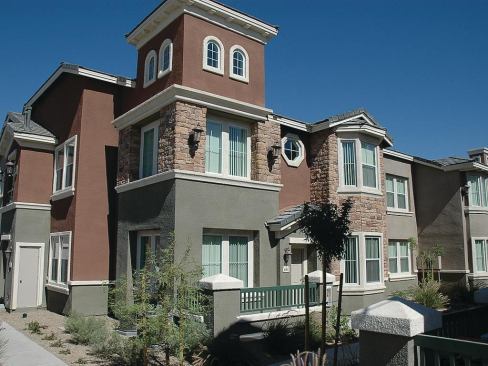 A Buyer’s Market: The lowest recorded cap rate in Las Vegas this year was 5.2 percent, when the 341-unit Acapella, built in 2007, was bought for $41.2 million by Colonial 

Properties Trust in March.

