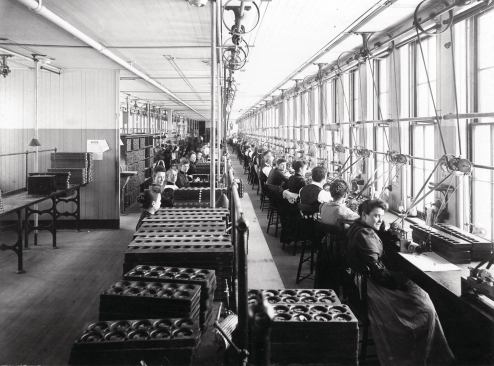 The original Waltham Watch Co. (photo circa 1910) was spread across a 12-acre campus. Among the precision instruments its workers created were railroad chronometers, watches, and compasses.