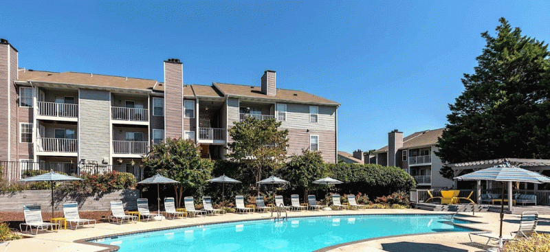 The 236-unit Chase Heritage Apartments features a mix of one-, two-, and three-bedroom apartments.